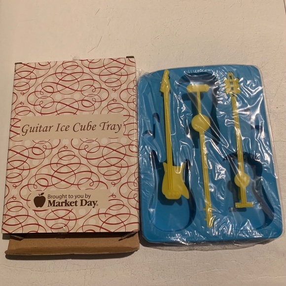 Guitar Ice Cube Tray Candy Mold - Picture 3 of 6